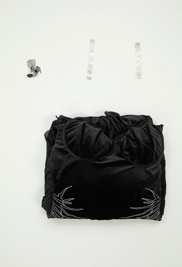 Halloween Gothic Bat Style Dress Black Dress with Necklace and Shoulder Straps