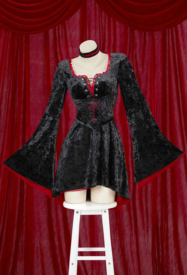 Medieval Gothic Black Velvet Dress Vampire Style Vintage Flared Sleeve Dress with Corset Choker